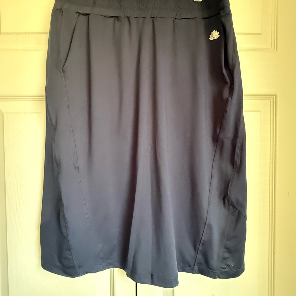Snoga  Navy Knee-Length travel skirt - Picture 2 of 9